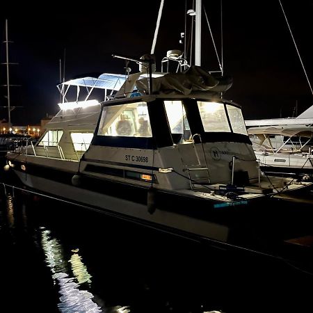 Navi Yacht A Sete, 2 A 8 Couchages, Privatif Hotel Buitenkant foto