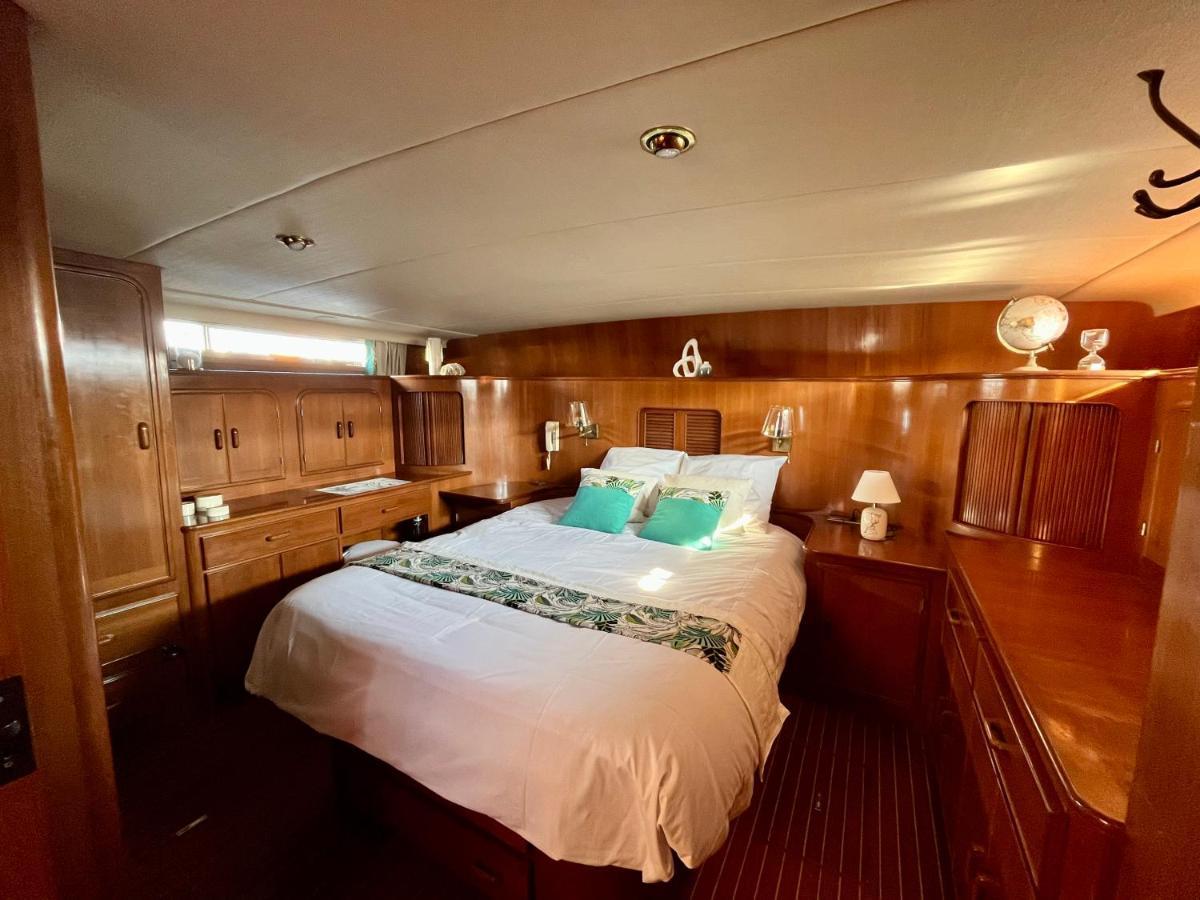 Navi Yacht A Sete, 2 A 8 Couchages, Privatif Hotel Buitenkant foto
