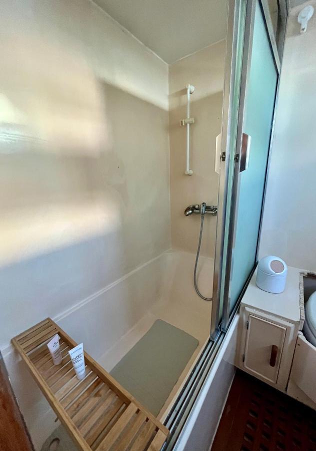 Navi Yacht A Sete, 2 A 8 Couchages, Privatif Hotel Buitenkant foto