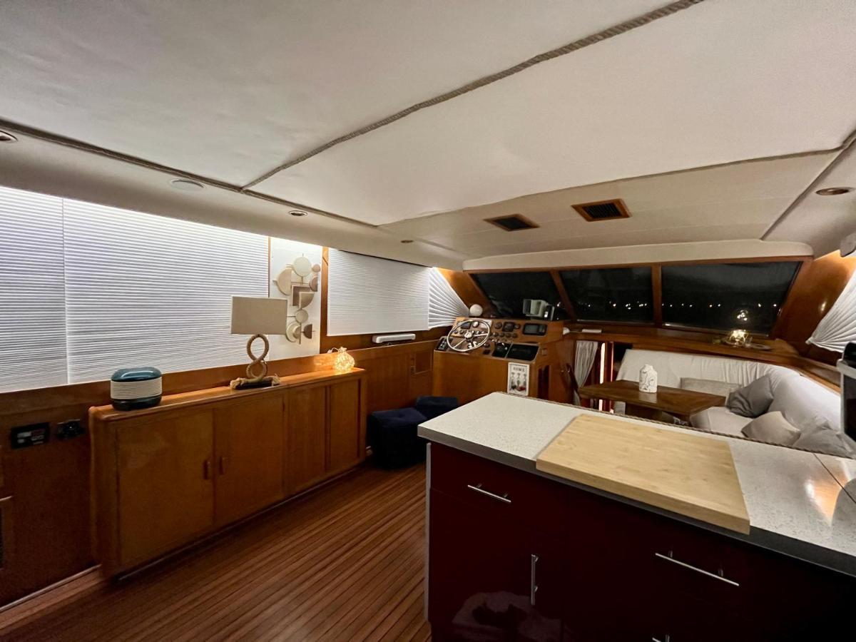 Navi Yacht A Sete, 2 A 8 Couchages, Privatif Hotel Buitenkant foto