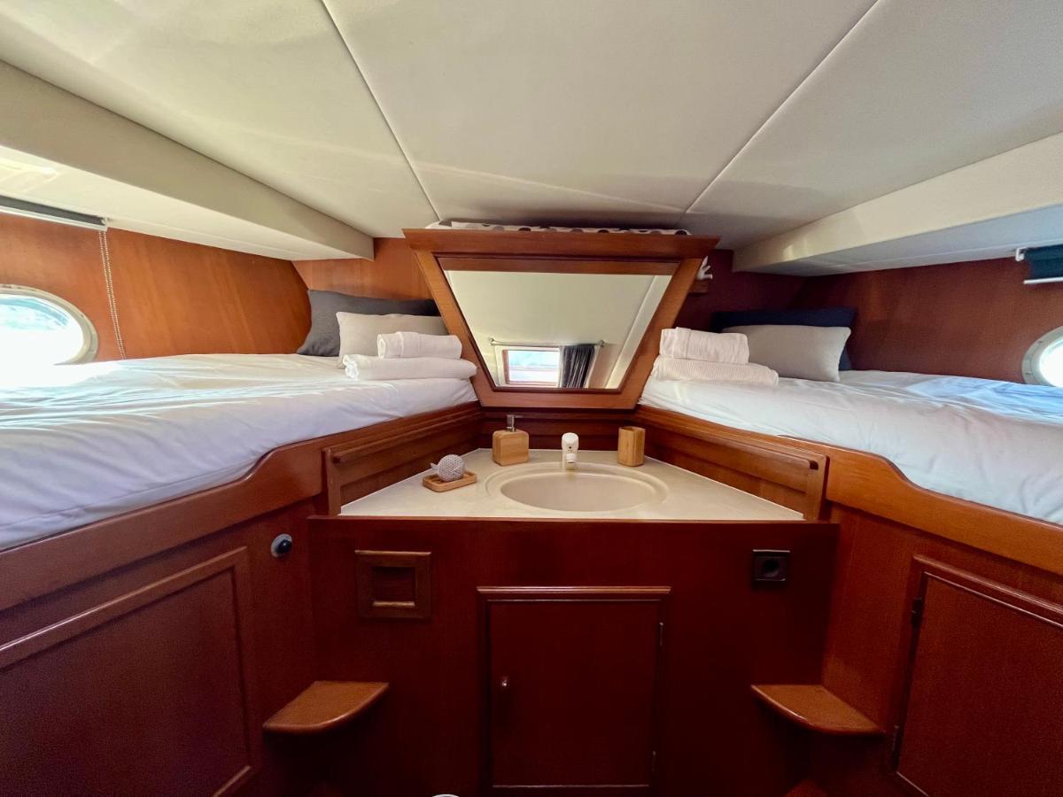 Navi Yacht A Sete, 2 A 8 Couchages, Privatif Hotel Buitenkant foto