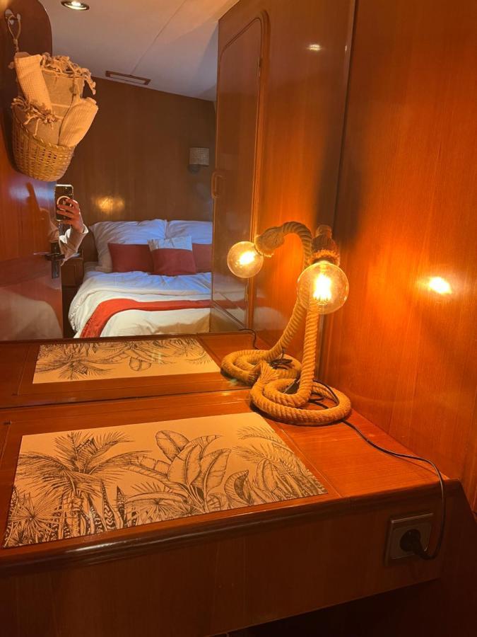Navi Yacht A Sete, 2 A 8 Couchages, Privatif Hotel Buitenkant foto