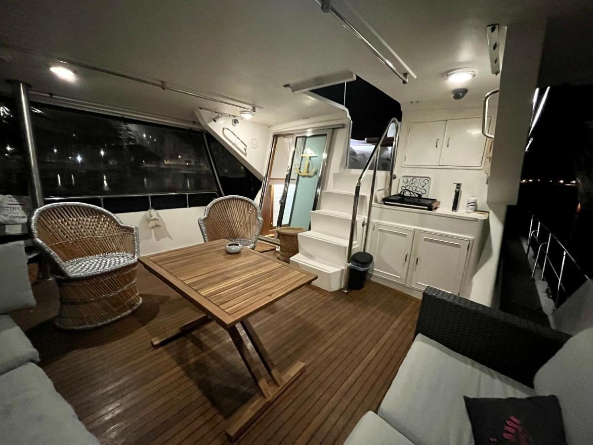 Navi Yacht A Sete, 2 A 8 Couchages, Privatif Hotel Buitenkant foto