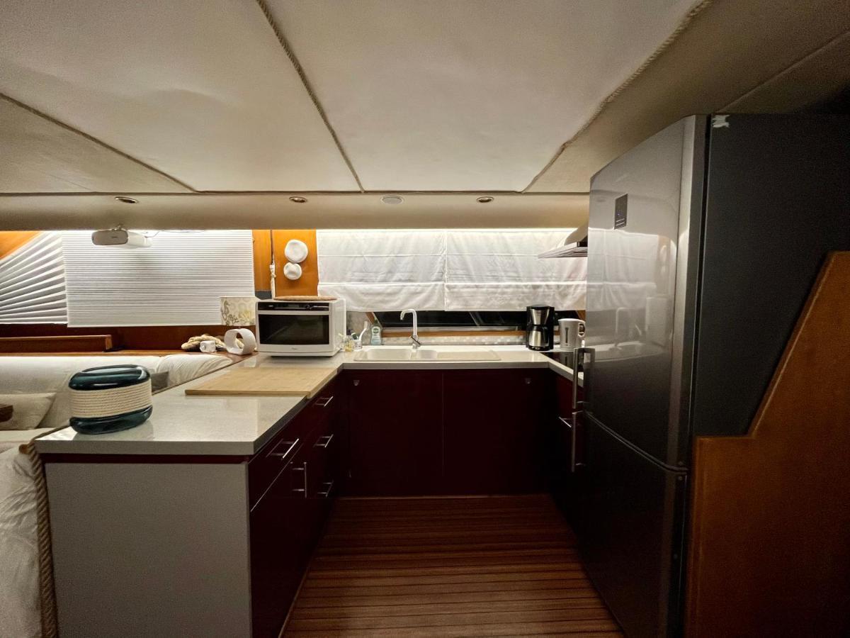 Navi Yacht A Sete, 2 A 8 Couchages, Privatif Hotel Buitenkant foto
