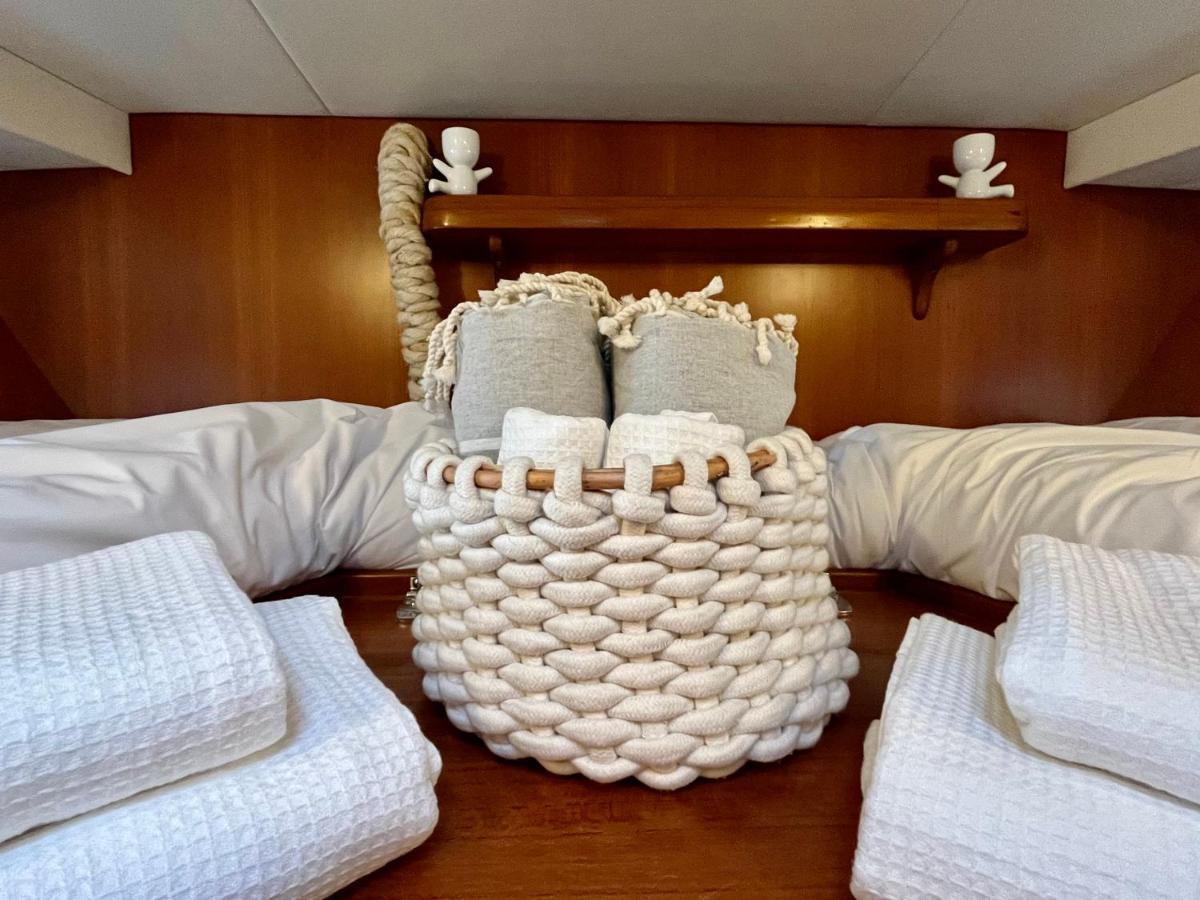 Navi Yacht A Sete, 2 A 8 Couchages, Privatif Hotel Buitenkant foto