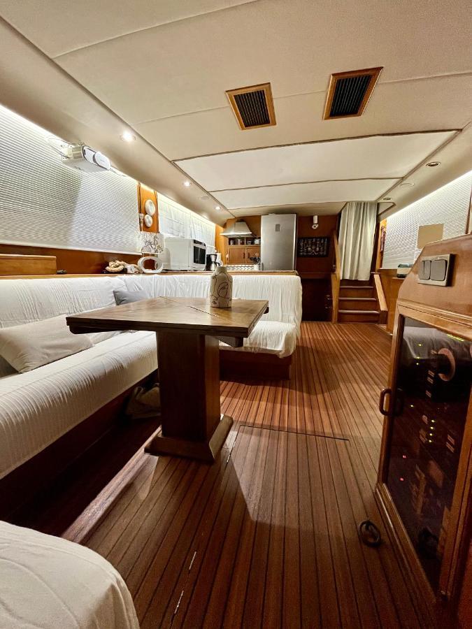 Navi Yacht A Sete, 2 A 8 Couchages, Privatif Hotel Buitenkant foto
